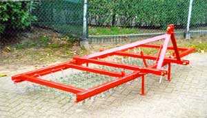 3 Meter antie onkruid-neteg in mechanische opklapbaar frame.